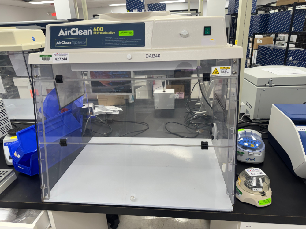 Image of AirClean 600 PCR Workstation